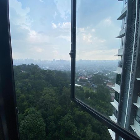Ayuman Suites, Gombak With Kl City View Kuala Lumpur Rum bild